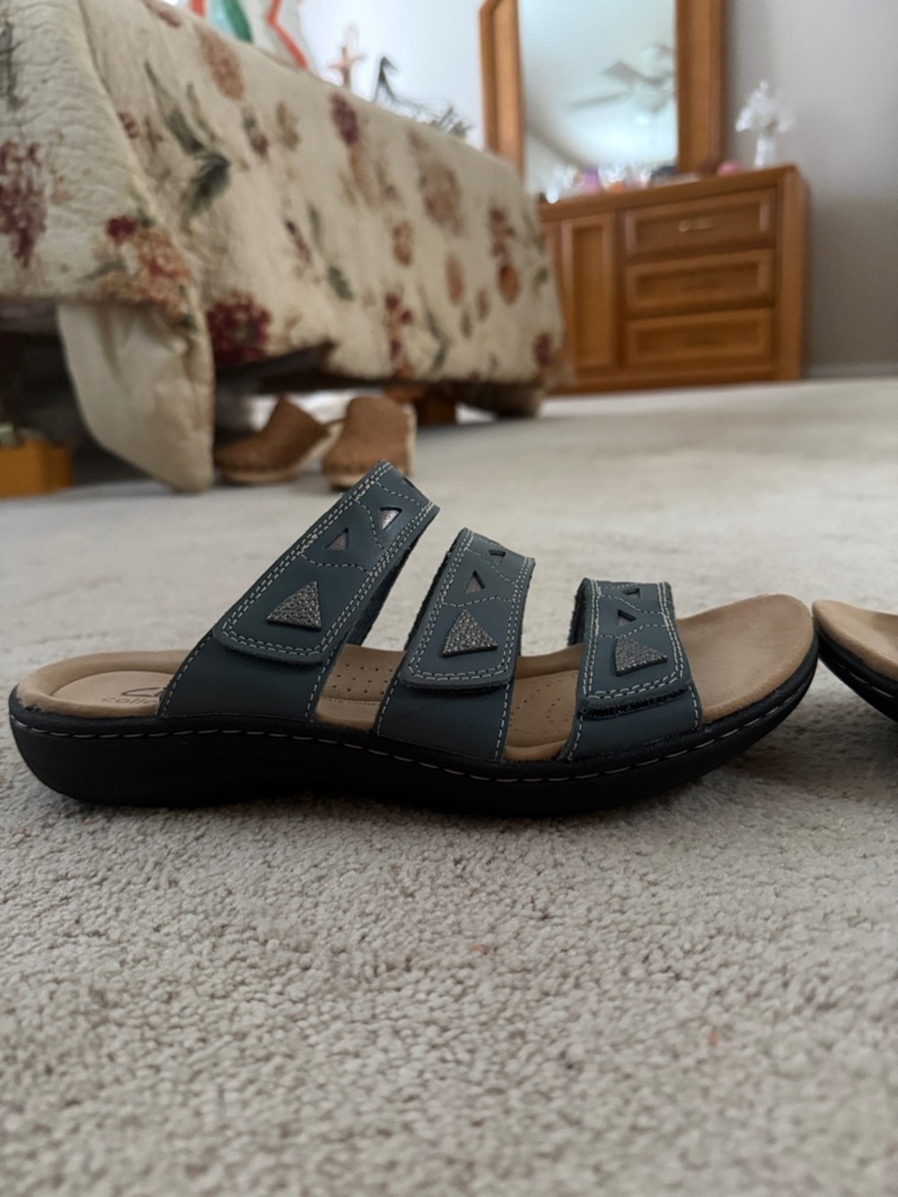 Clarks Women's Sandals in Blue and Tan - Picture 6 of 9